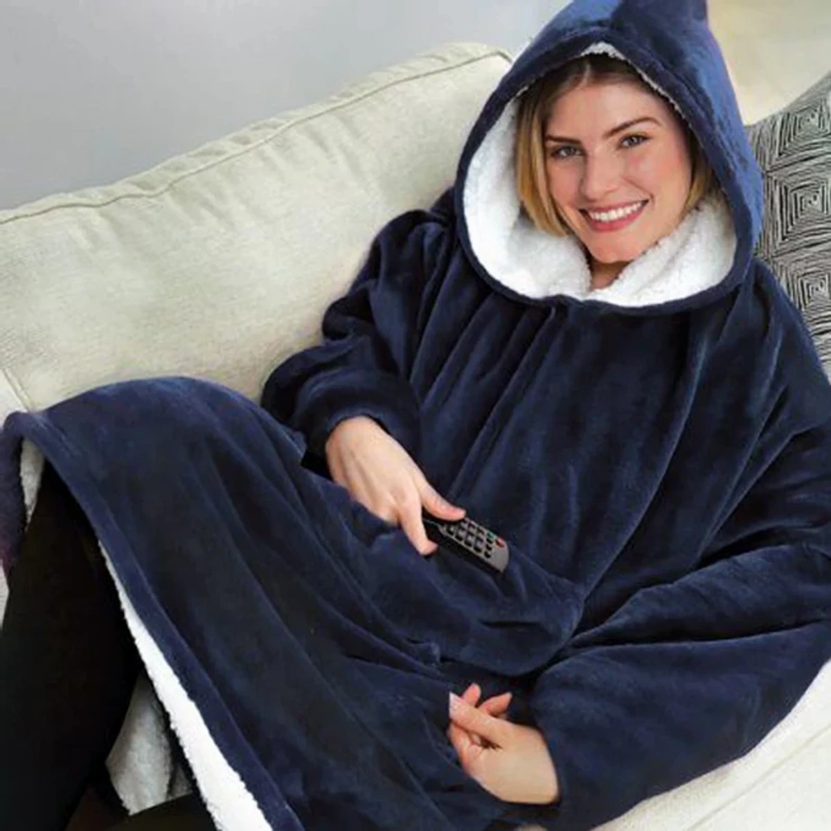 ULTRA PLUSH BLANKET HOODIE